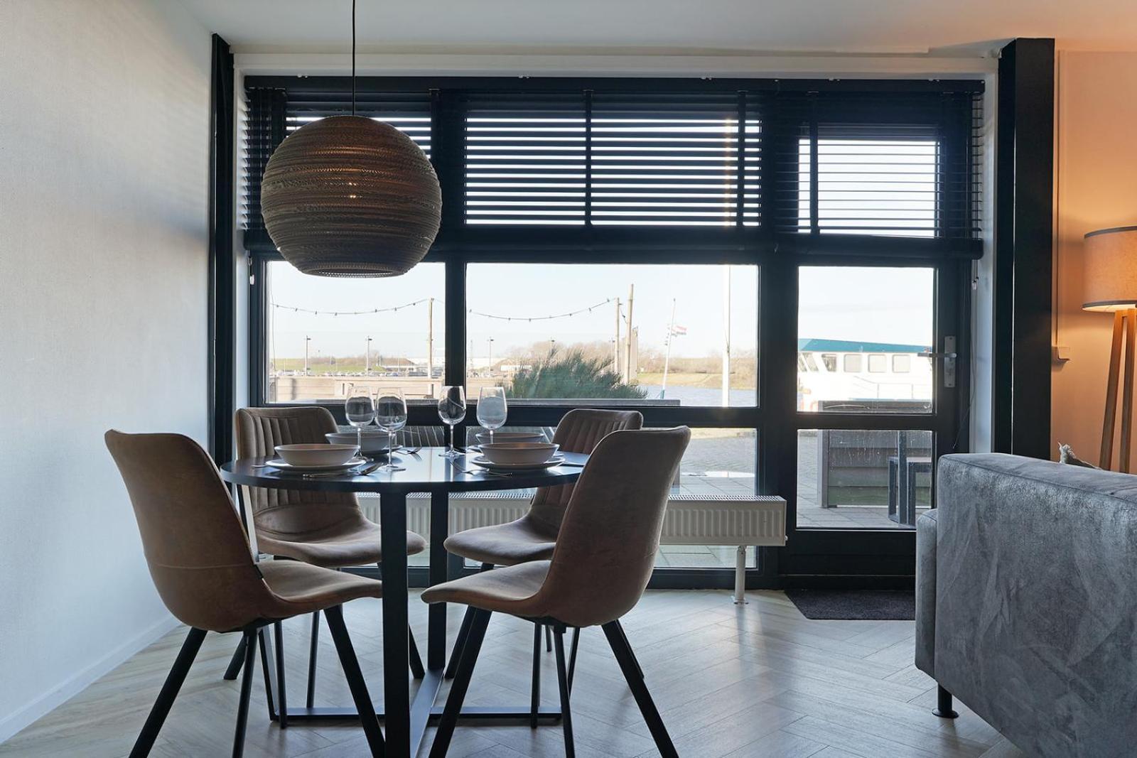 Dock Hotel Stellendam Bagian luar foto